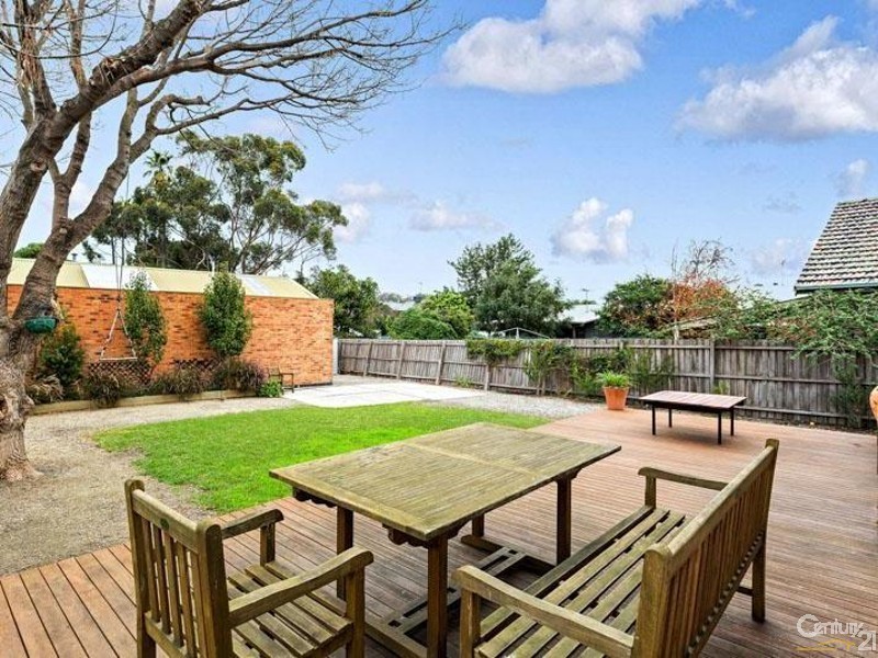 77 PARK CRS, Williamstown VIC 3016