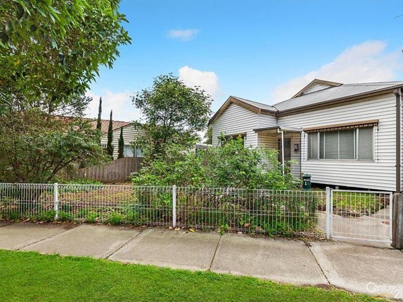 18 Lenore Crescent, Williamstown VIC 3016