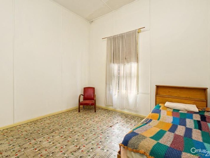 18 Lenore Crescent, Williamstown VIC 3016