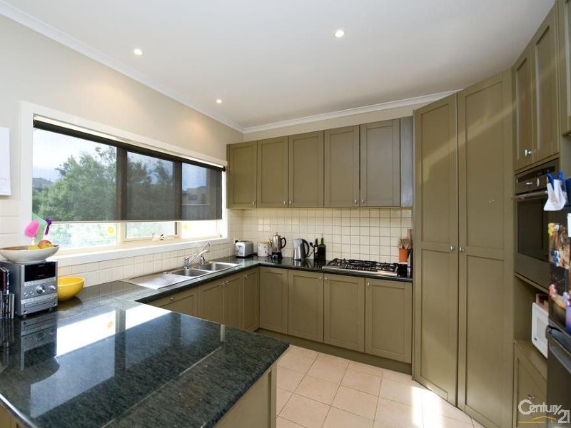 26/1 GREG NORMAN DRIVE, Sanctuary Lakes VIC 3030