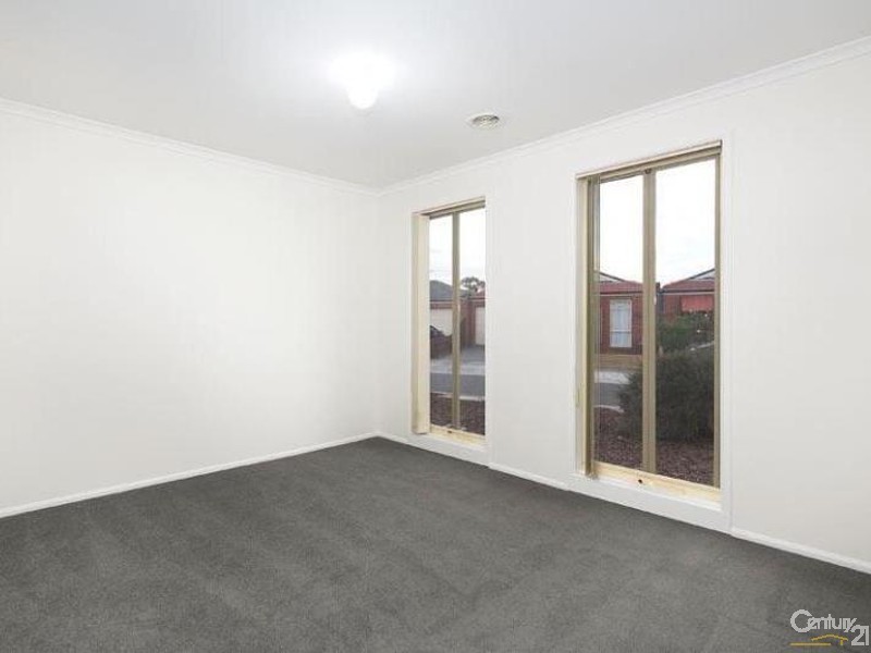 11 FIONA COURT, Werribee VIC 3030