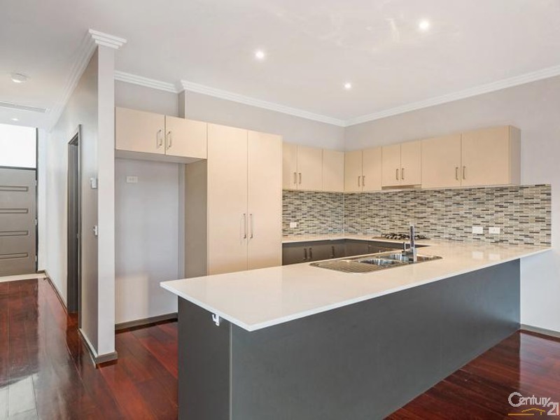 9/119 Blackshaws Road, Newport VIC 3015