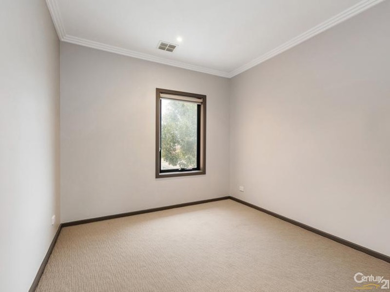 9/119 Blackshaws Road, Newport VIC 3015