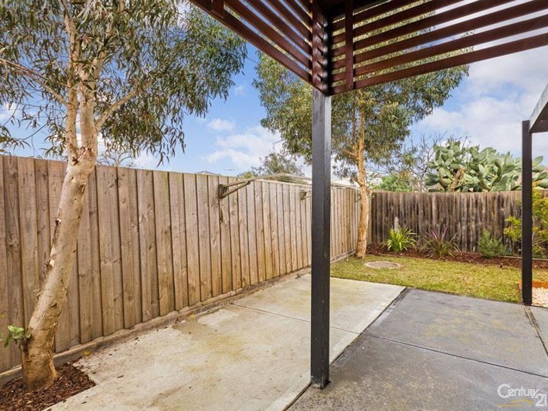 9/119 Blackshaws Road, Newport VIC 3015