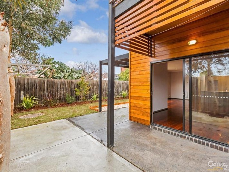 9/119 Blackshaws Road, Newport VIC 3015