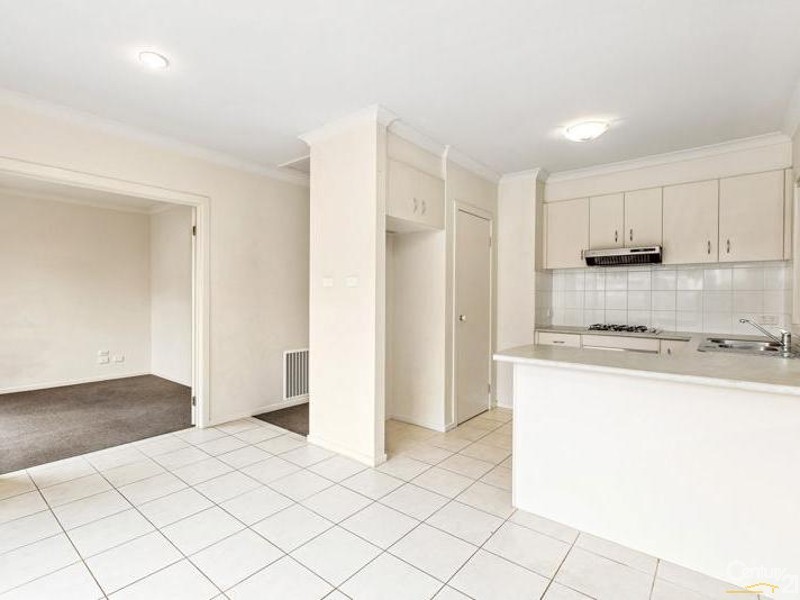 21/15a HOOKER ROAD, Werribee VIC 3030