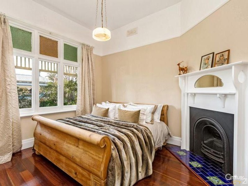 111 River Street, Newport VIC 3015