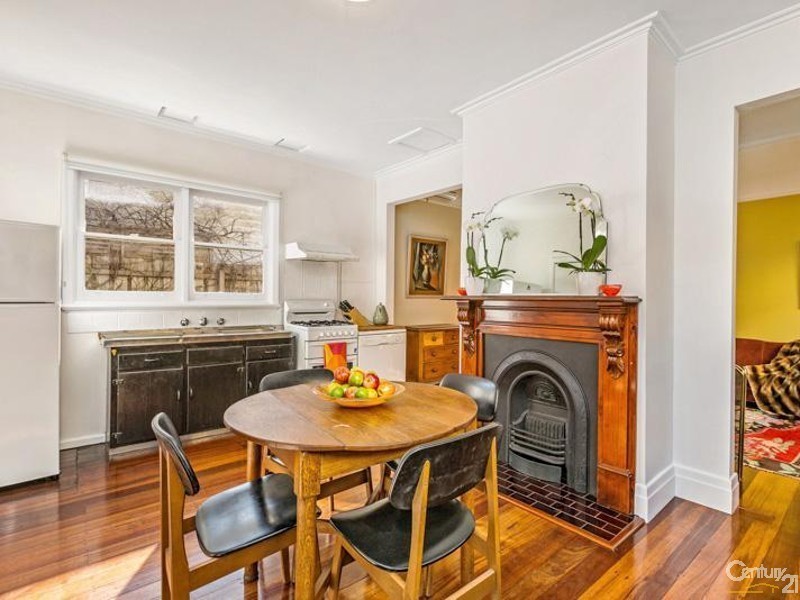 111 River Street, Newport VIC 3015