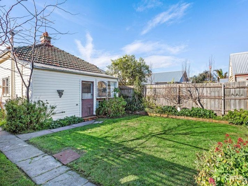 111 River Street, Newport VIC 3015