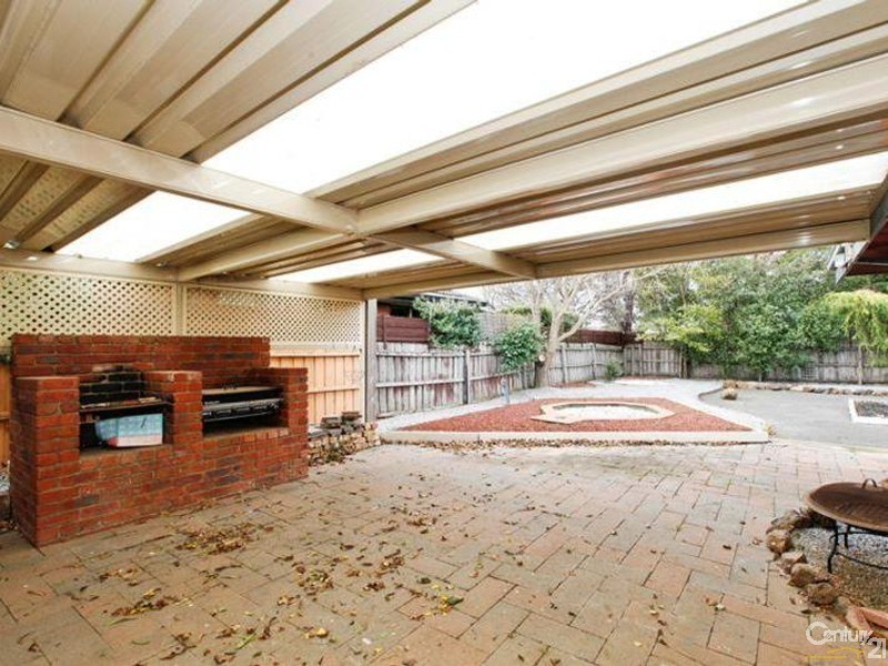 20 STORRINGTON AVENUE, Hoppers Crossing VIC 3029