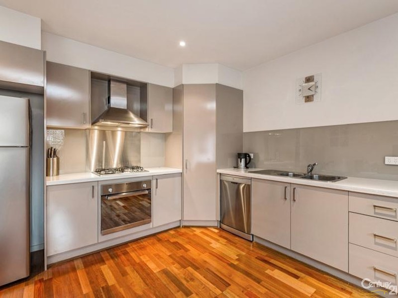 4/203 MASON STREET, Newport VIC 3015