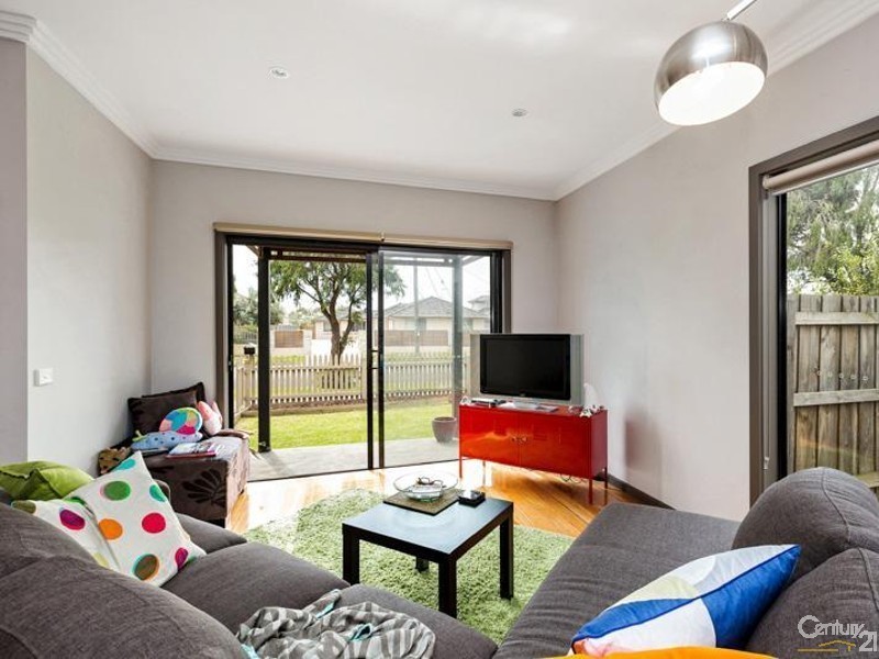 1/119 Blackshaws Road, Newport VIC 3015