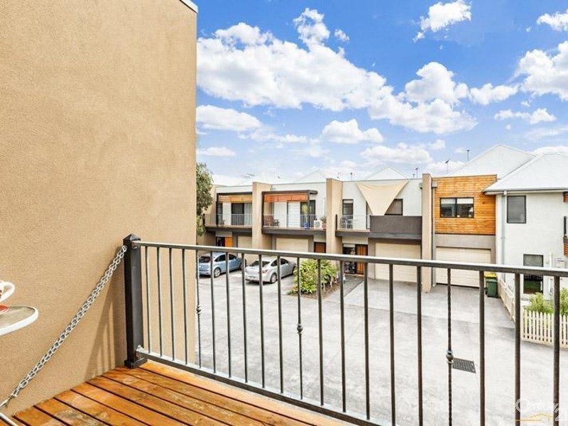1/119 Blackshaws Road, Newport VIC 3015