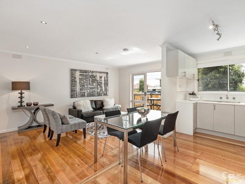 1/93 Blackshaws Road, Newport VIC 3015