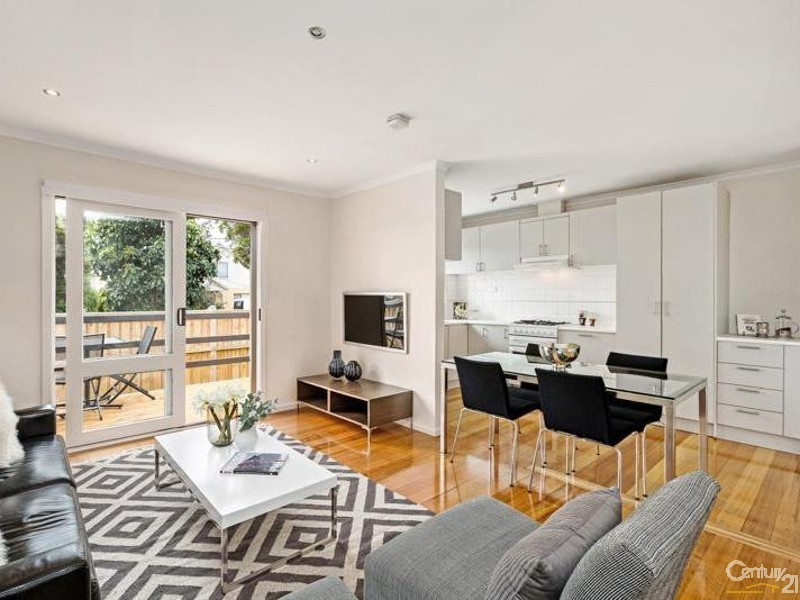 1/93 Blackshaws Road, Newport VIC 3015