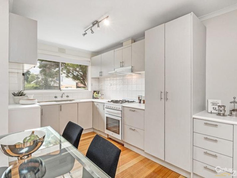 1/93 Blackshaws Road, Newport VIC 3015
