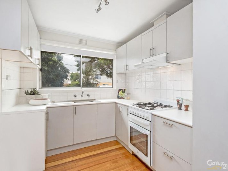 1/93 Blackshaws Road, Newport VIC 3015