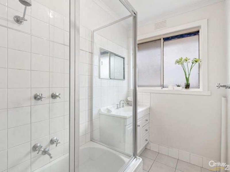 1/93 Blackshaws Road, Newport VIC 3015