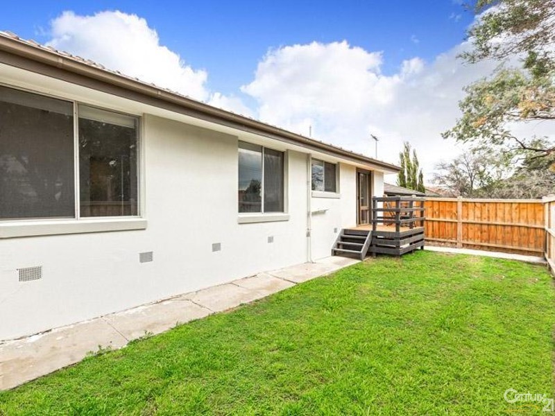 1/93 Blackshaws Road, Newport VIC 3015