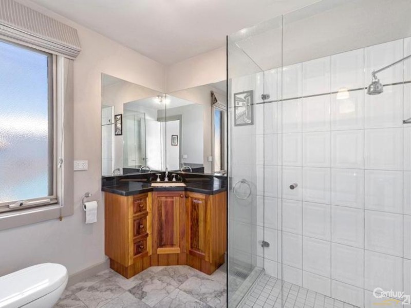 309 Melbourne Road, Newport VIC 3015