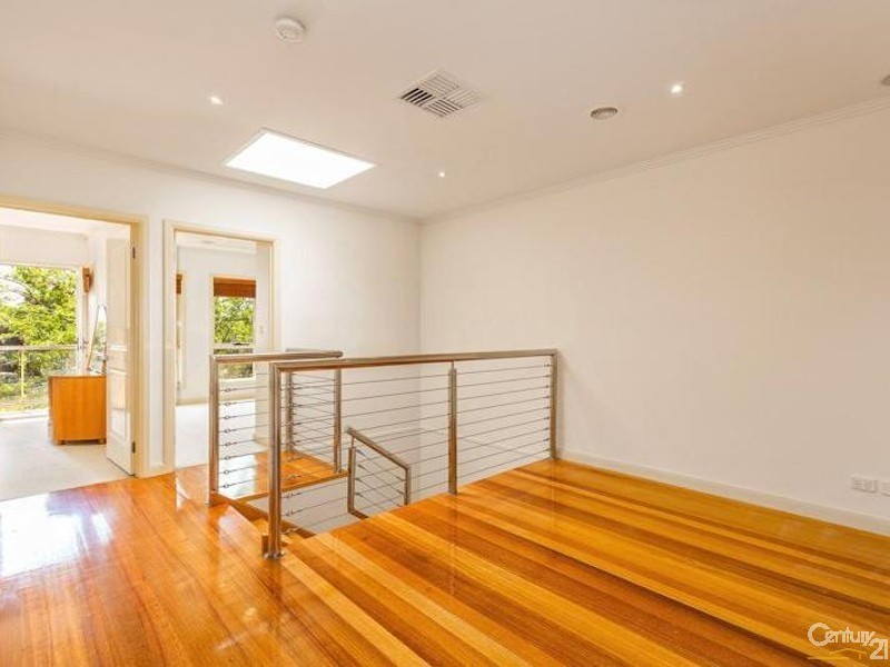 113 Johnliston Drive, Newport VIC 3015