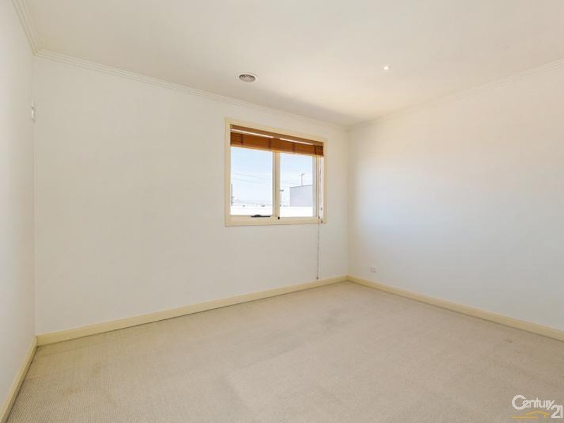 113 Johnliston Drive, Newport VIC 3015