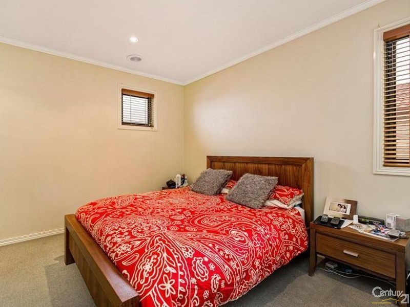 2/1 FEDERAL STREET, Williamstown VIC 3016