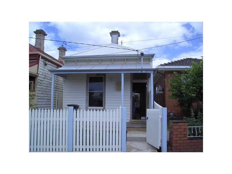 19 DOVER ROAD, Williamstown VIC 3016