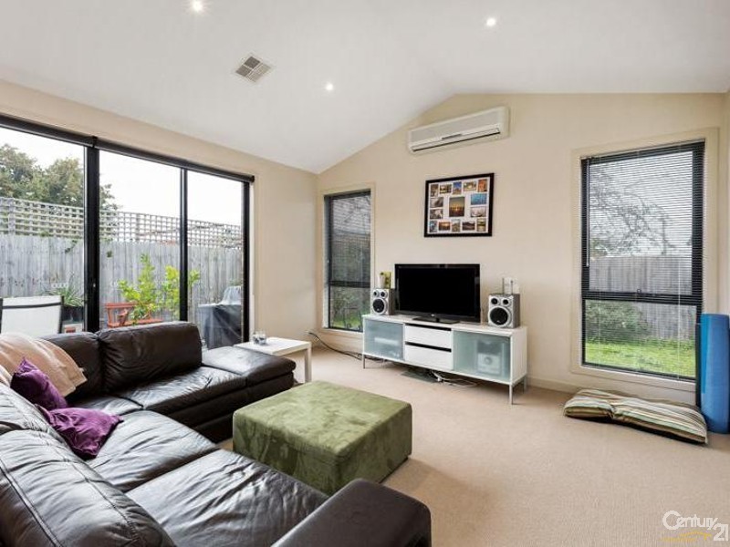 47 GREENE STREET, South Kingsville VIC 3015