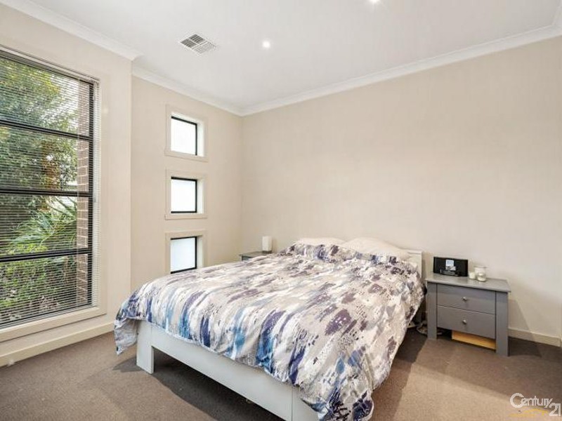 47 GREENE STREET, South Kingsville VIC 3015