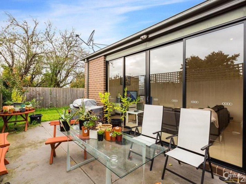 47 GREENE STREET, South Kingsville VIC 3015