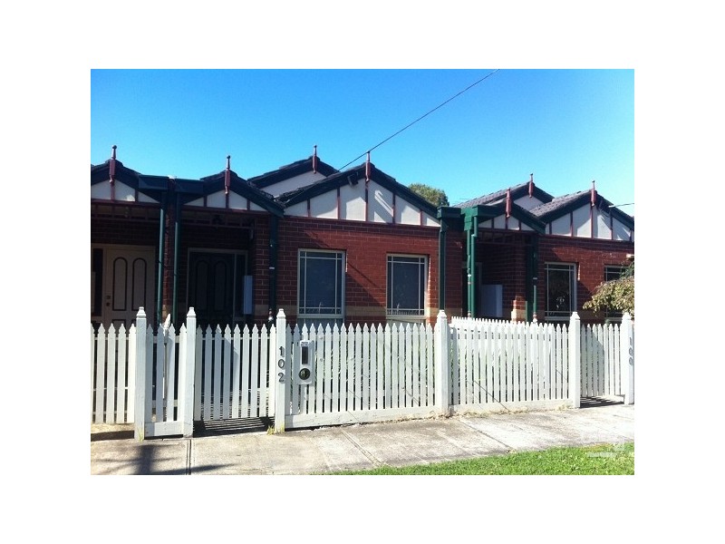102 HALL STREET, Newport VIC 3015