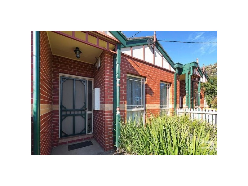 102 HALL STREET, Newport VIC 3015