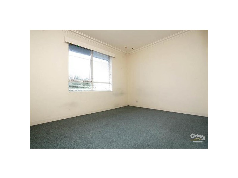 12/68 KOROROIT CREEK ROAD, Williamstown VIC 3016