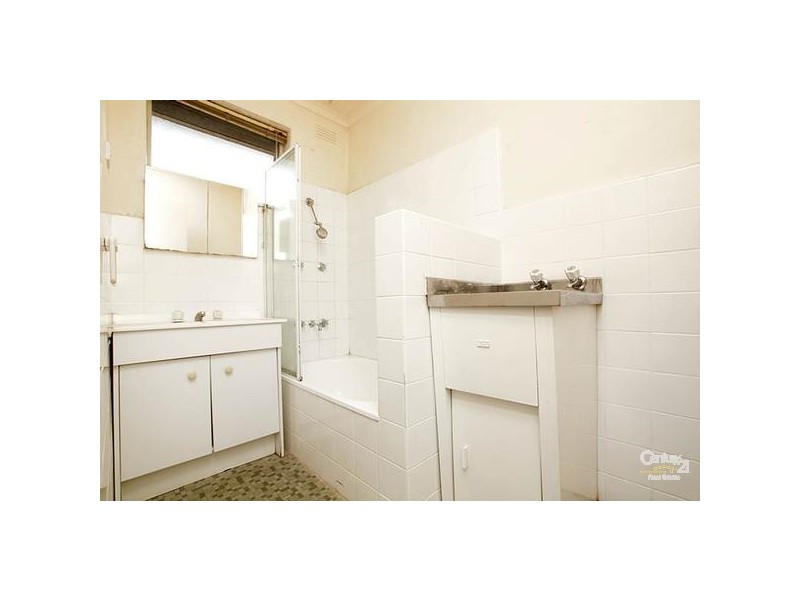 12/68 KOROROIT CREEK ROAD, Williamstown VIC 3016