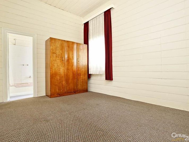 18B FLORENCE STREET, Williamstown VIC 3016