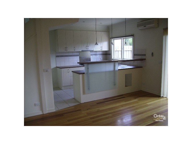 4/100 STANHOPE STREET, West Footscray VIC 3012