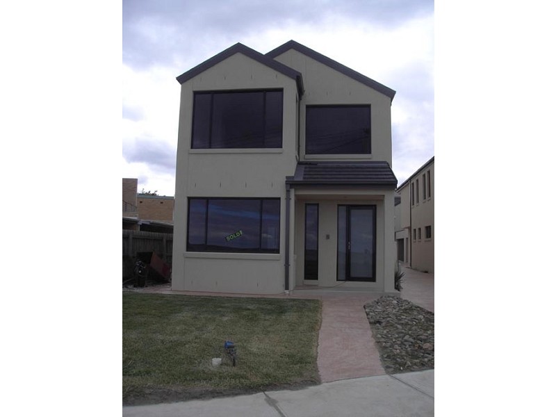 1/235 ESPLANADE, Altona VIC 3018