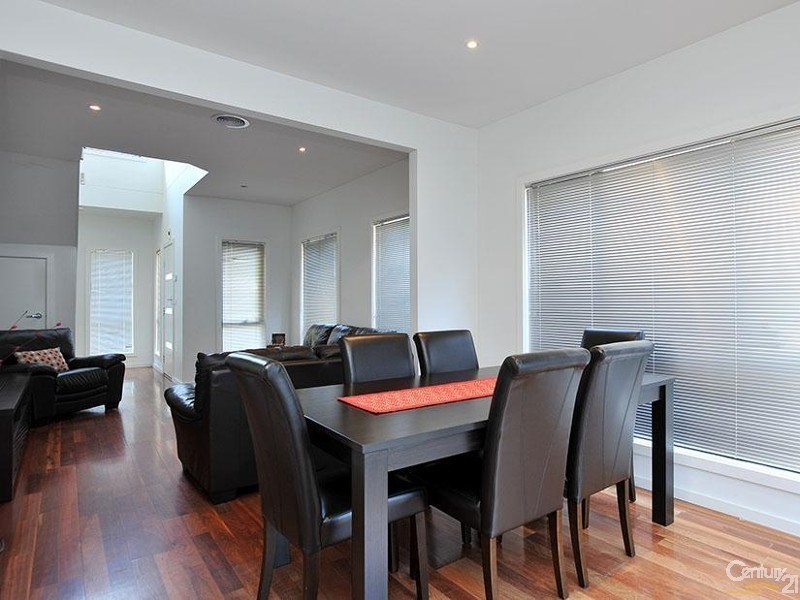 93 GORDON STREET, Newport VIC 3015