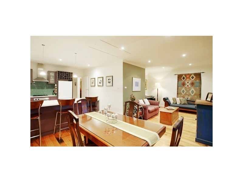 33 CARMEN STREET, Newport VIC 3015