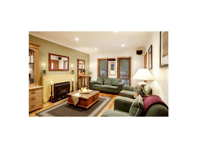 33 CARMEN STREET, Newport VIC 3015