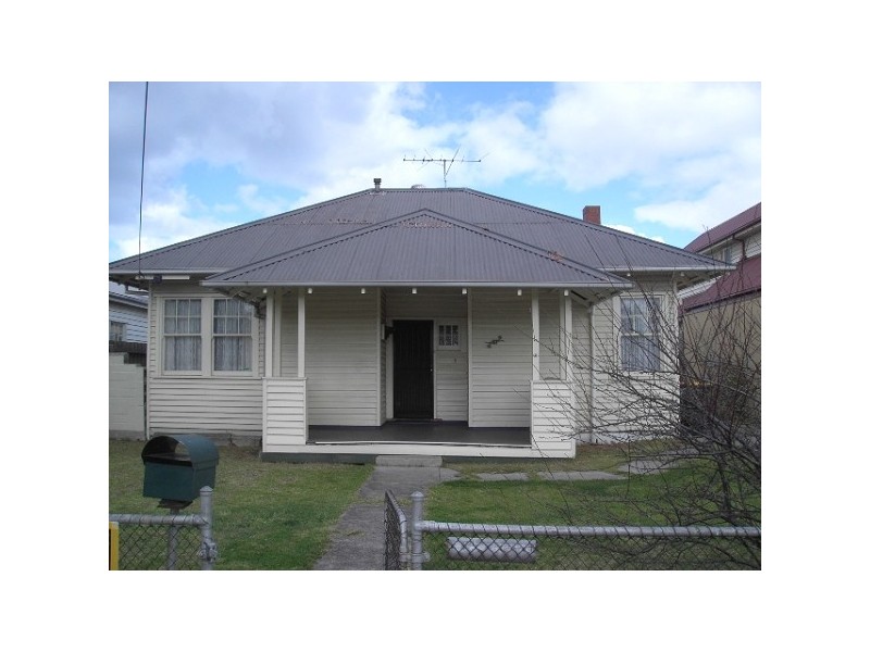 21 FARM STREET, Newport VIC 3015