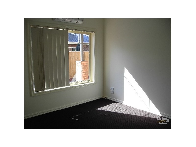 4/67 OXFORD STREET, Newport VIC 3015