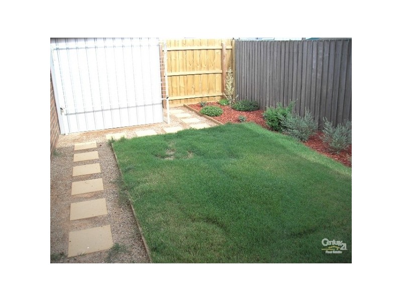 3/67 OXFORD STREET, Newport VIC 3015