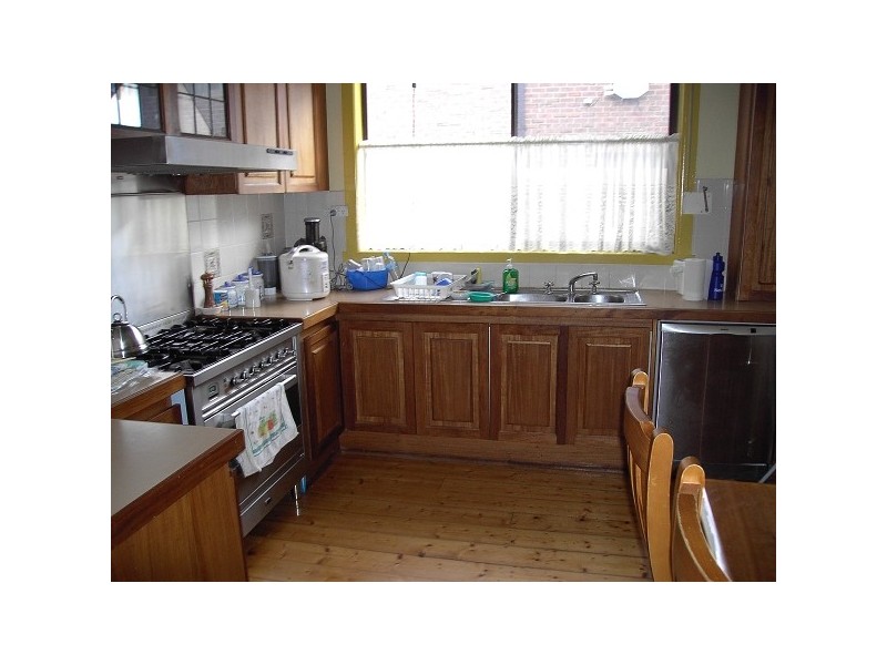 14 SEAVIEW CRESCENT, Seaholme VIC 3018