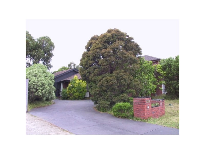 11 ROYAL COURT, Seabrook VIC 3028