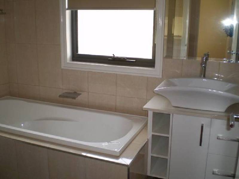 35 DERWENT STREET, Newport VIC 3015