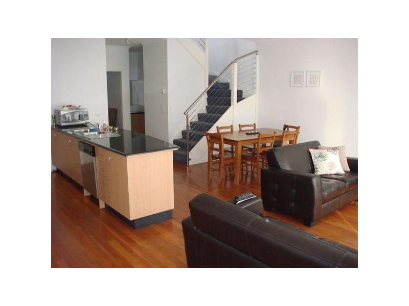 143 JOHN LISTON DRIVE, Newport VIC 3015