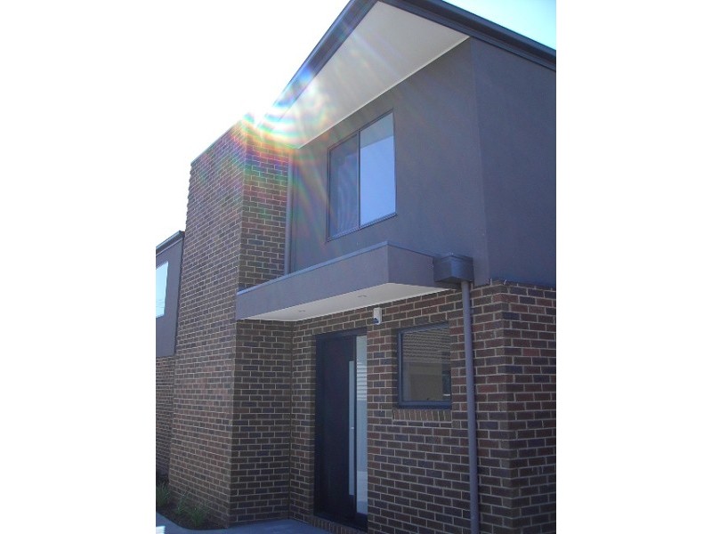 2/84 FLORENCE STREET, Williamstown VIC 3016