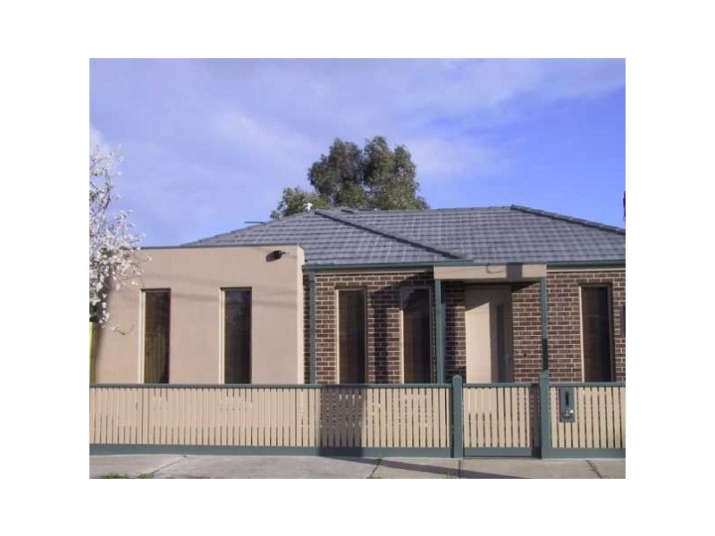 17 SHELLARD STREET, Newport VIC 3015